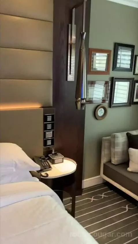 King Room - City Side (#1730) bed picture #7