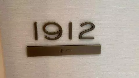 Executive Lounge Access, King Guest Room (#1912) picture #1