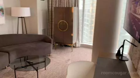 Executive Lounge Access, King Guest Room (#1912) picture #4
