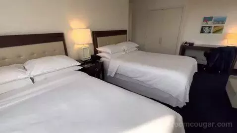 Two-Bedroom Suite - High Floor/Club Lounge Access (#2213) bed picture #5
