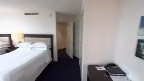 Two-Bedroom Suite - High Floor/Club Lounge Access (#2213) bed picture #8
