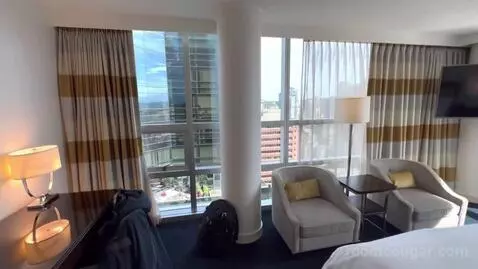 Two-Bedroom Suite - High Floor/Club Lounge Access (#2213) picture #9
