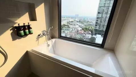 1 King One Bedroom Suite (#1407) bathroom picture #11