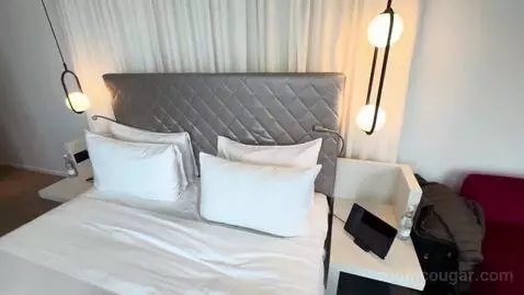 Cool Corner Suite, Suite, 1 King, Corner Room (#634) bed picture #10