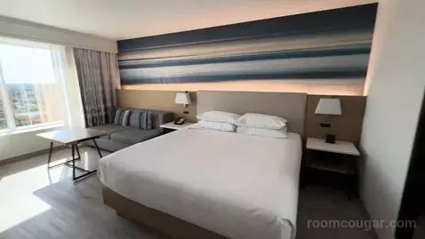 King Room (#1617) bed picture #11