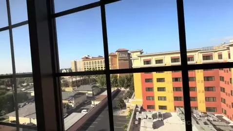Club Level, Guest Room, 1 King, City View, High Floor (#702) view picture #2