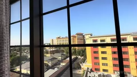 Club Level, Guest Room, 1 King, City View, High Floor (#702) view picture #9