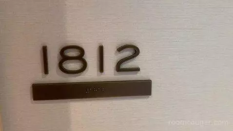 1 Bedroom Suite, 1 King (#1812) picture #1