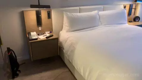 1 Bedroom Suite, 1 King (#1812) bed picture #9