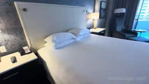 King Room with Balcony and City View (#1901) bed picture #12
