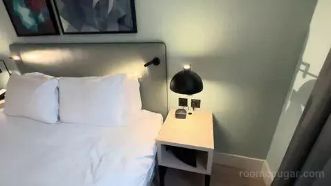 King Room - High Floor (#420) bed picture #1