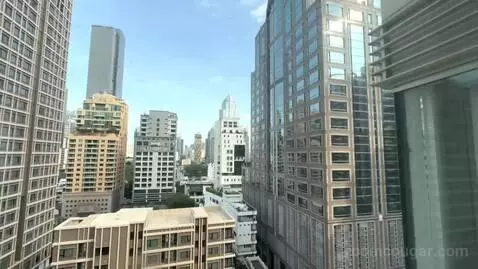 Renovated Deluxe King Room with City View - High Floor (#1102) view picture #3