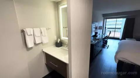 Executive King Room (#531) picture #2