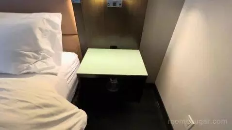 Executive King Room (#531) bed picture #12