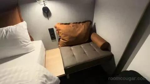 Moxy Queen Room with City View (#423) bed picture #10