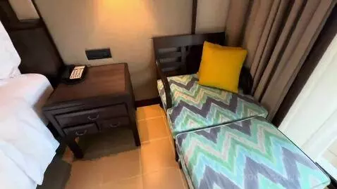 1 King Classic Ocean View (#331) bed picture #6