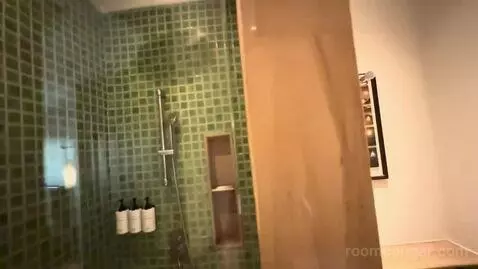 1 King Classic Ocean View (#331) bathroom picture #3