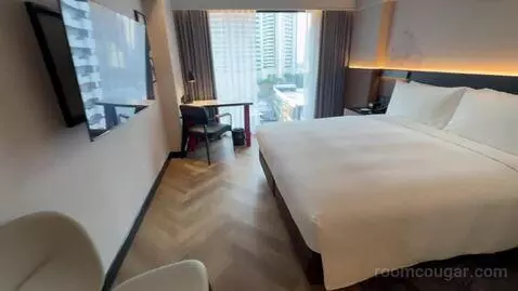1 King Guest Room (#1421) view picture #2