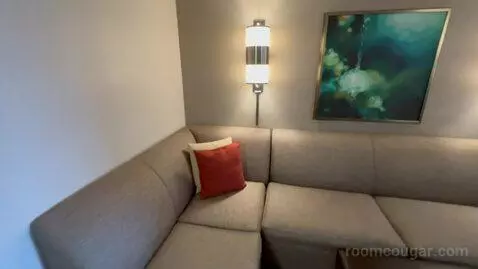 Specialty King Room (#612) picture #2