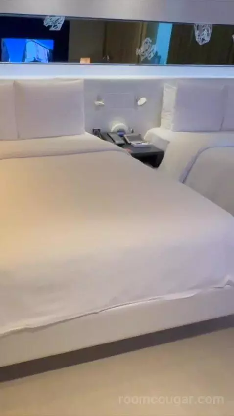 2 Queen Beds, Wonderful Guest Room bed picture #2