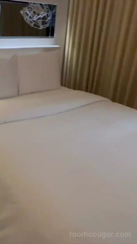 2 Queen Beds, Wonderful Guest Room bed picture #11