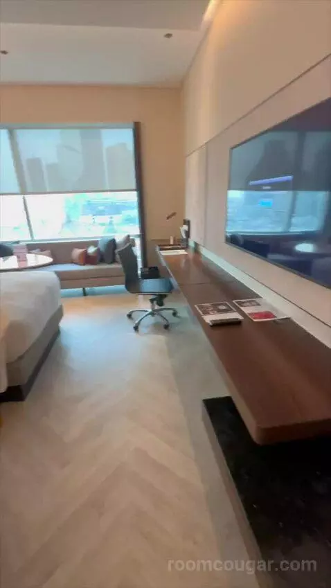 Deluxe, Guest Room, 2 Twin/Single Bed(s) (#820) view picture #1