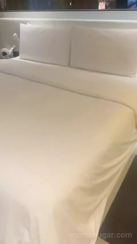 1 King Bed, Wonderful Guest Room bed picture #1