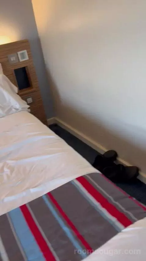 Standard (#222) bed picture #1