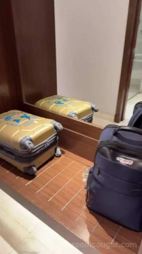 Deluxe Room (#2447) picture #6