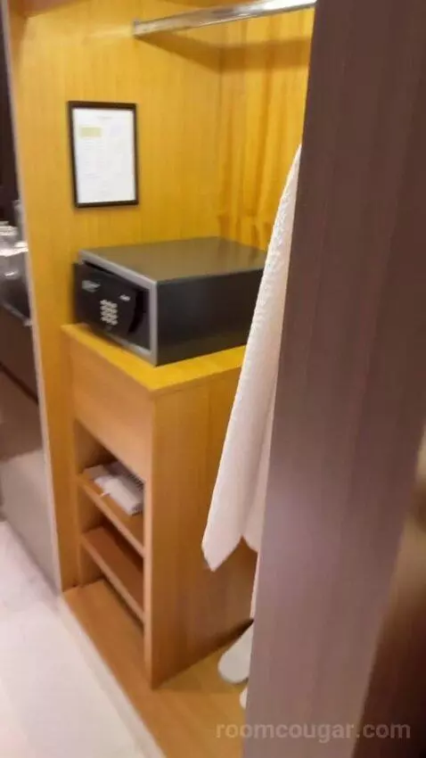 Deluxe Room (#2447) picture #7