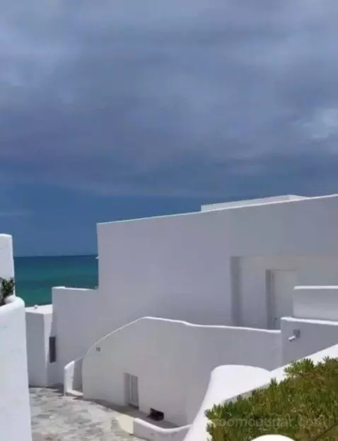 Spa Suite Sea View with Private Heated Pool and Beach Cabana view picture #7