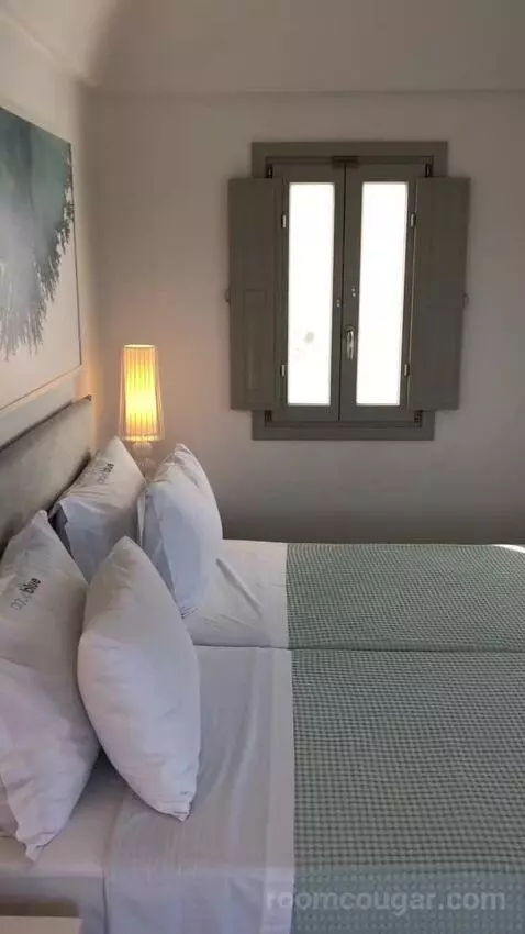 Double Room with Sea View bed picture #7