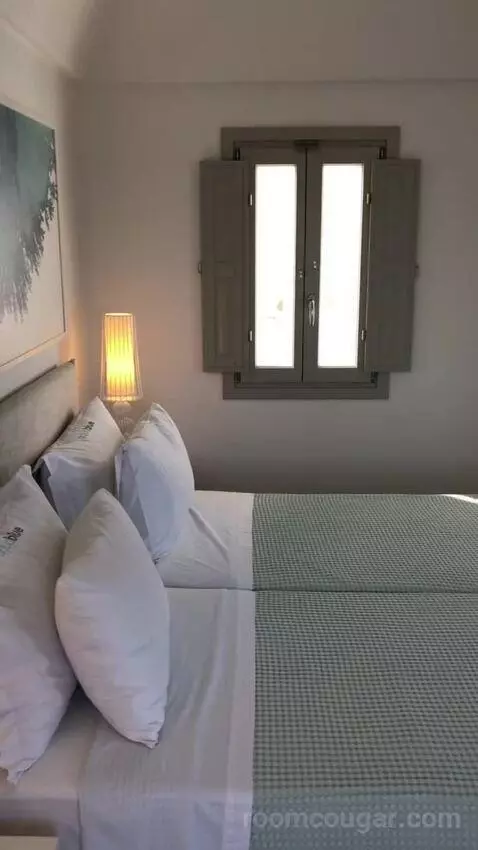 Double Room with Sea View bed picture #8