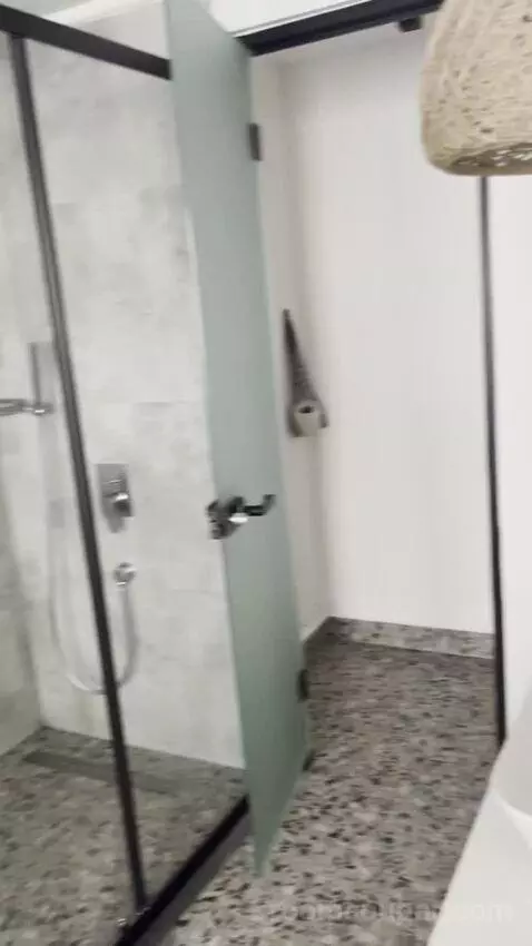 Swim Up Suite bathroom picture #5