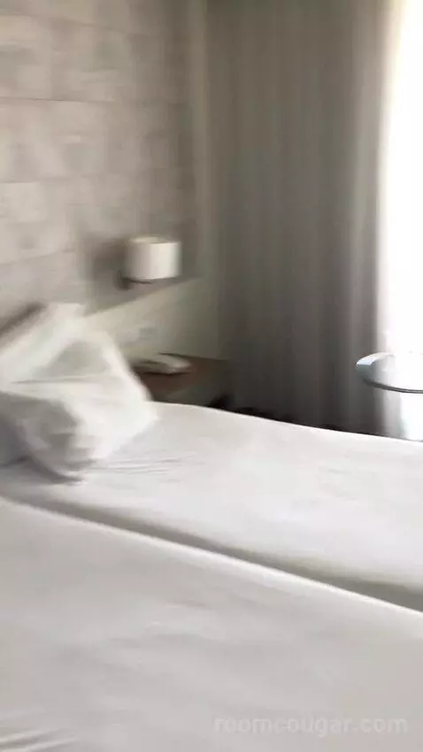 Standard (#109) bed picture #11
