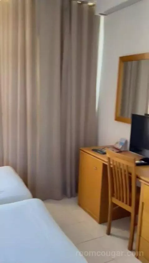 Superior Twin Room (#4413) picture #12