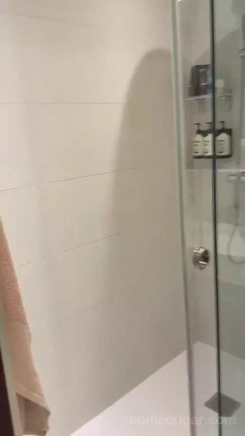 Premium Room Ocean Front bathroom picture #3