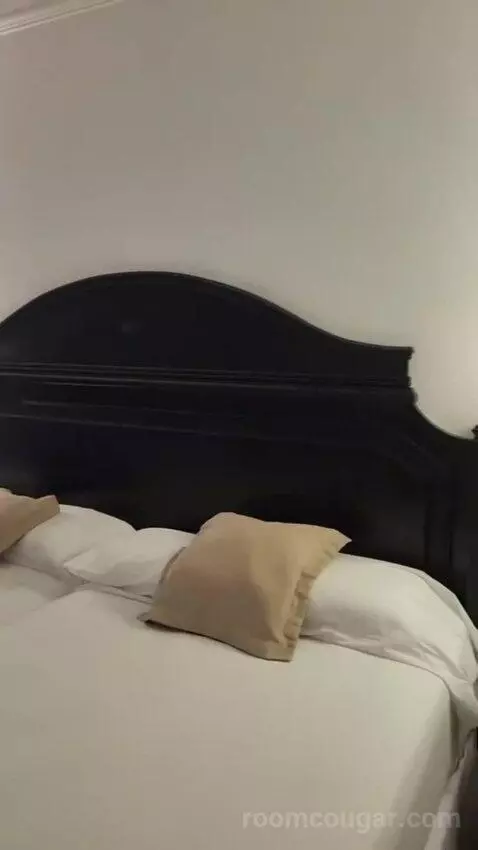 Jr Suite bed picture #7