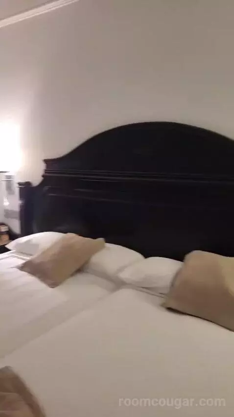 Jr Suite bed picture #9