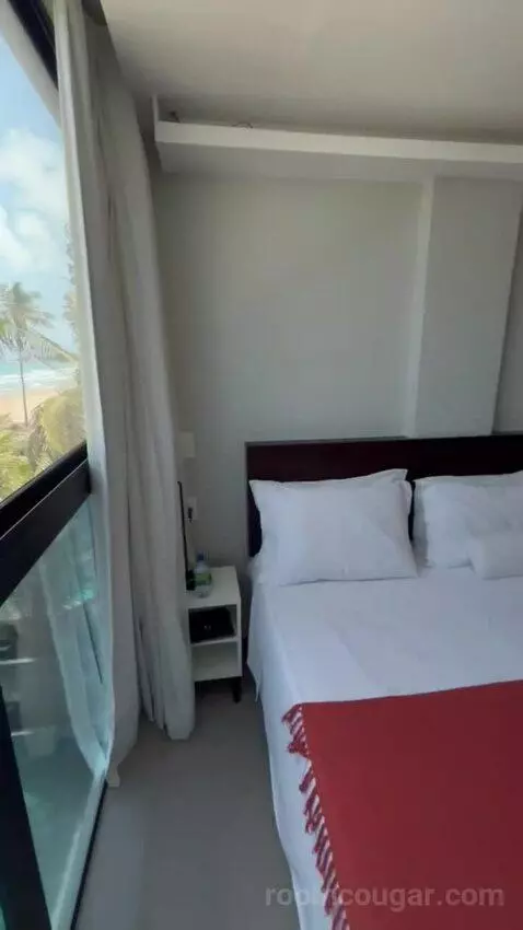 Queen Room with Sea View bed picture #9