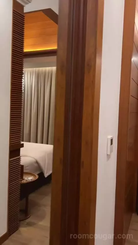 Deluxe Double Room with Balcony bed picture #2
