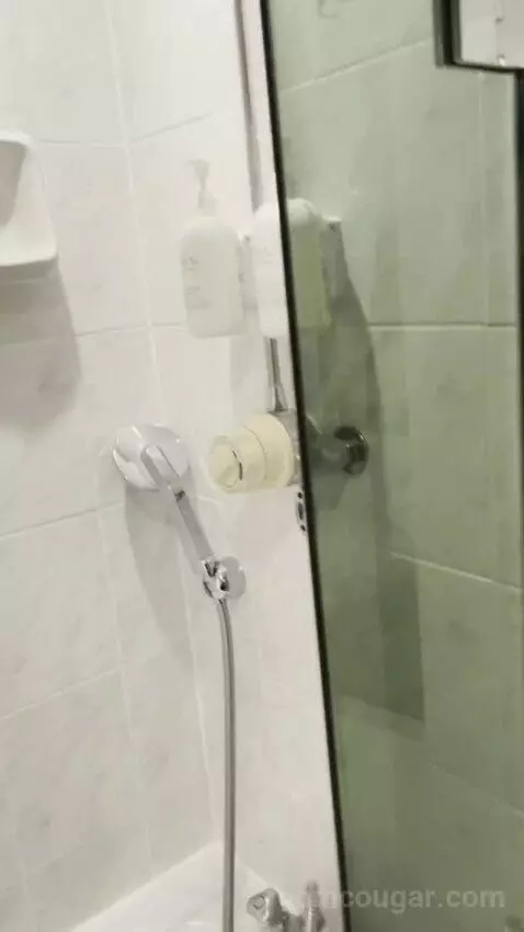 Standard Double Room bathroom picture #6