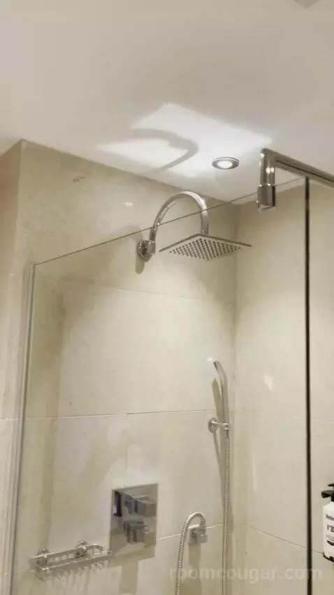 Executive Double Room (#105) bathroom picture #9