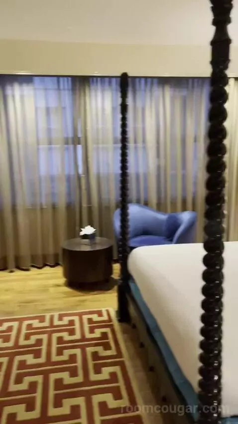 Executive Double Room (#105) bed picture #12