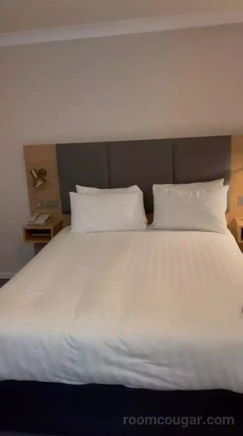 Double Room (#145) bed picture #7