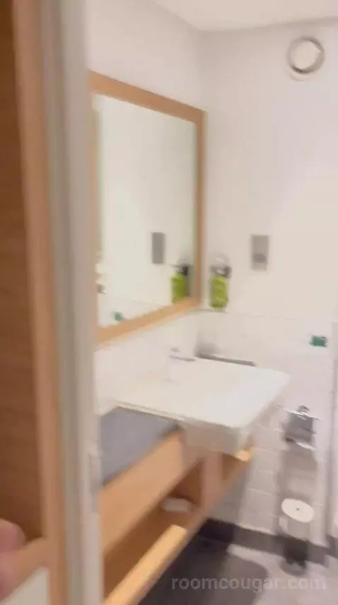 Double Room (#145) bathroom picture #2