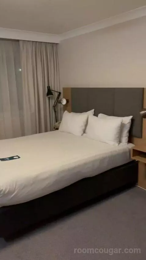 Premium Queen Room with Sofa Bed (#433) bed picture #12