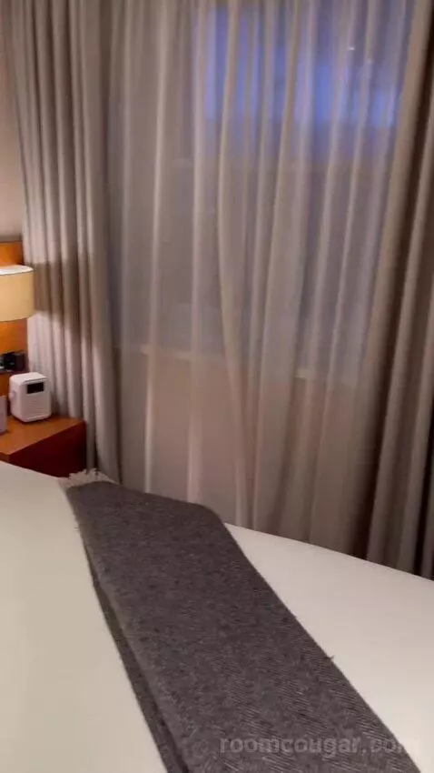 Superior King Room (#515) bed picture #5