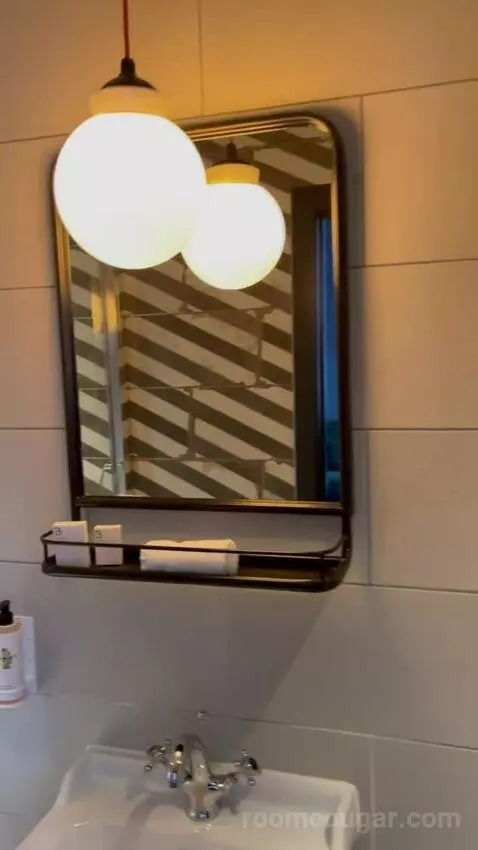 Standard Double Room (#2) bathroom picture #2