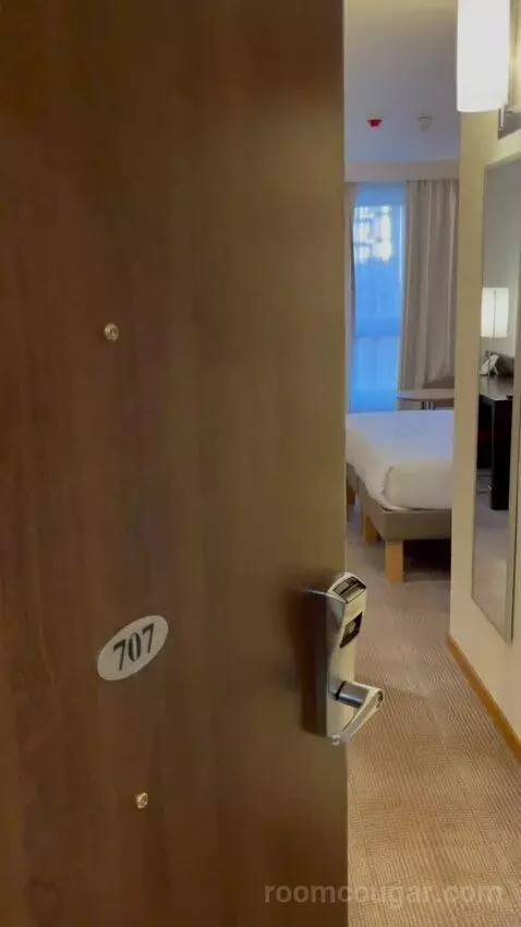 Standard Room - Mobility Accessible (#707) picture #1